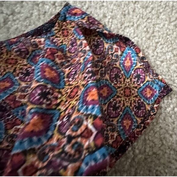 Lily White Flowy Open Shoulder Flutter Sleeve Blouse Women’s Size XS - Picture 4 of 11